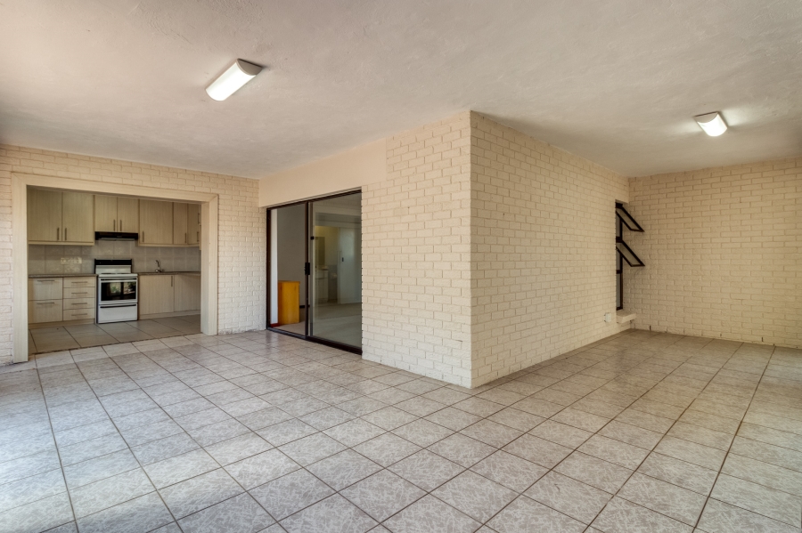 3 Bedroom Property for Sale in Die Wingerd Western Cape